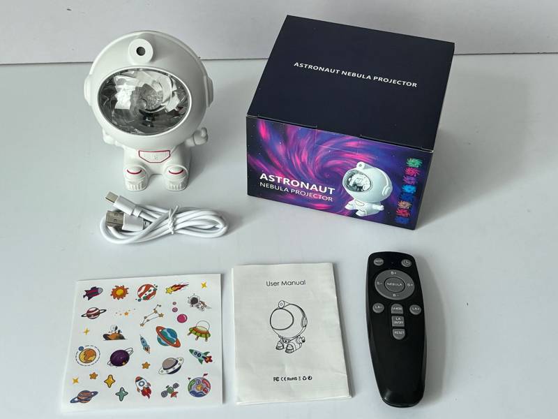Glowmina™ Astronaut Galaxy Projector - 5W LED Full Color / USB - Ambient - glowmina